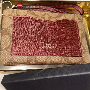 Coach wristlet NWT